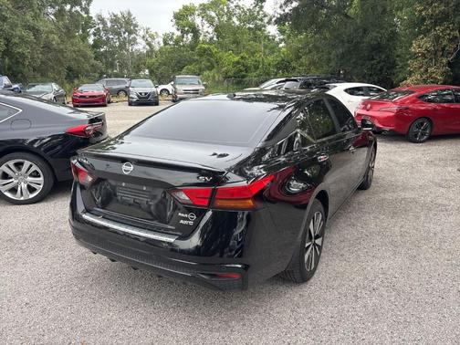 2022 Nissan Altima 2.5 SV