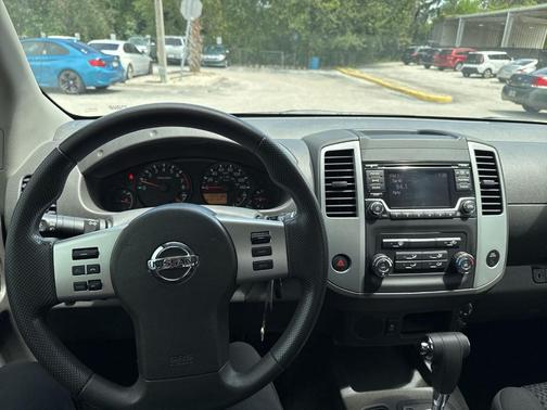 2018 Nissan Frontier SV