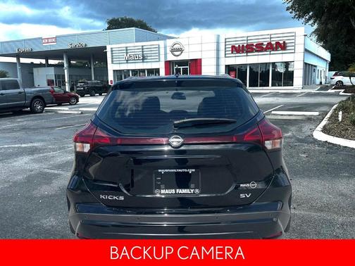 2023 Nissan Kicks SV