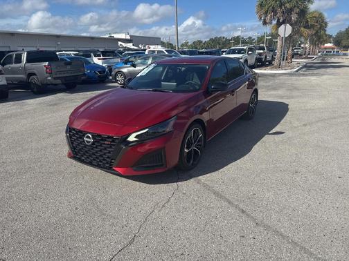 2023 Nissan Altima 2.5 SR
