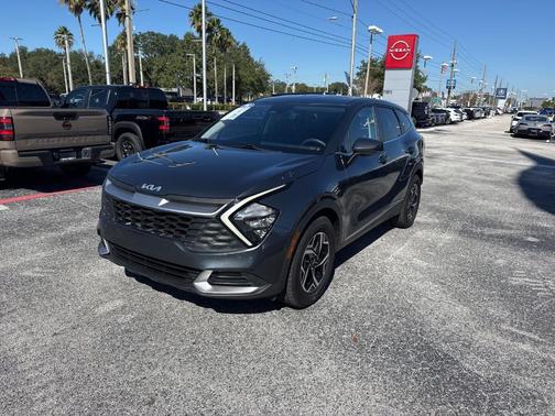 2023 Kia Sportage LX