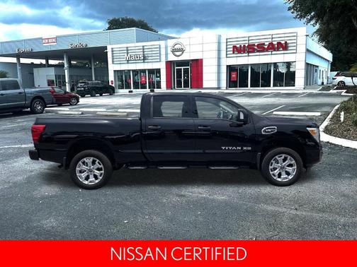 2024 Nissan Titan XD SV