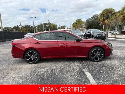 2023 Nissan Altima 2.5 SR