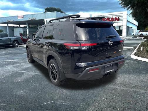 2025 Nissan Pathfinder Rock Creek