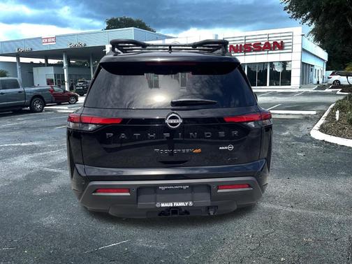 2025 Nissan Pathfinder Rock Creek