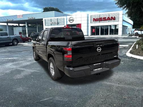 2026 Nissan Frontier S