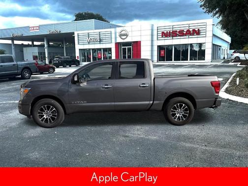 2021 Nissan Titan SV