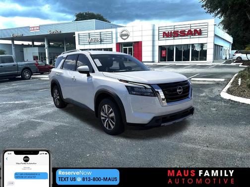 2025 Nissan Pathfinder SL