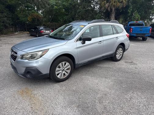2018 Subaru Outback 2.5i