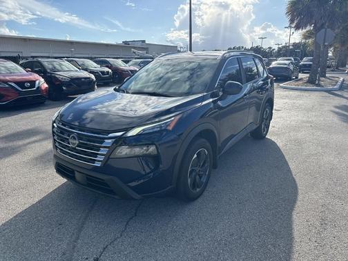 2025 Nissan Rogue SV