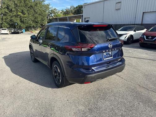 2025 Nissan Rogue SV