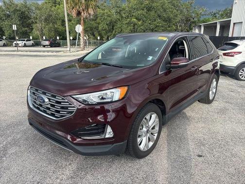 2022 Ford Edge Titanium
