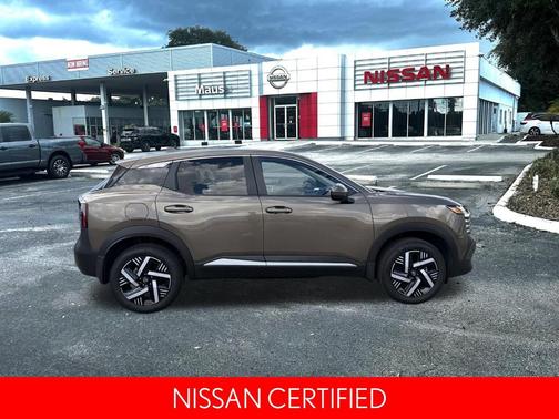 2025 Nissan Kicks SV