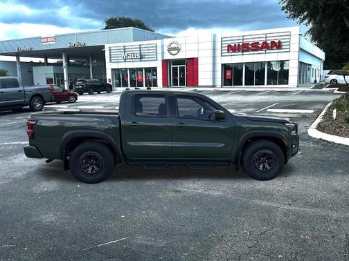 2026 Nissan Frontier PRO-4X