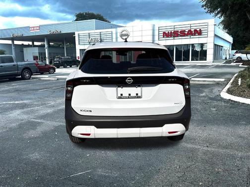 2026 Nissan Kicks S