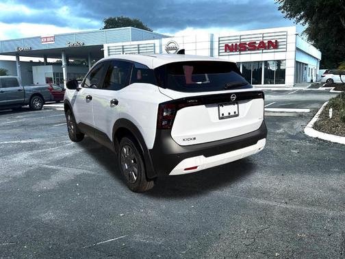 2026 Nissan Kicks S