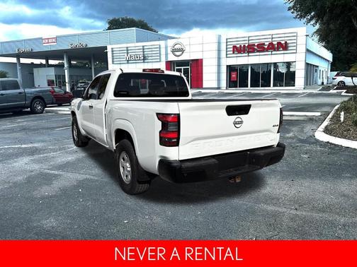 2022 Nissan Frontier S