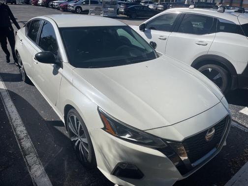 2020 Nissan Altima 2.5 SR