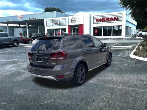 2020 Dodge Journey Crossroad