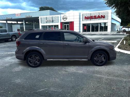 2020 Dodge Journey Crossroad