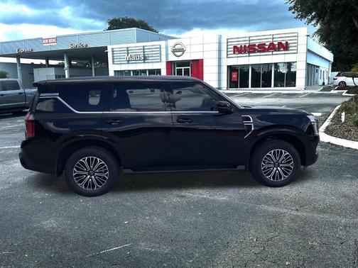 2025 Nissan Armada SL