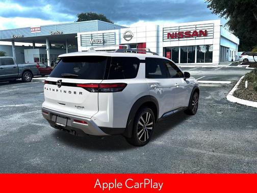 2025 Nissan Pathfinder Platinum