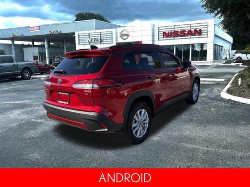 2025 Toyota Corolla Cross LE