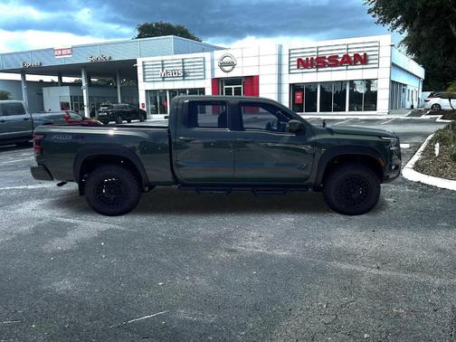 2025 Nissan Frontier PRO-4X