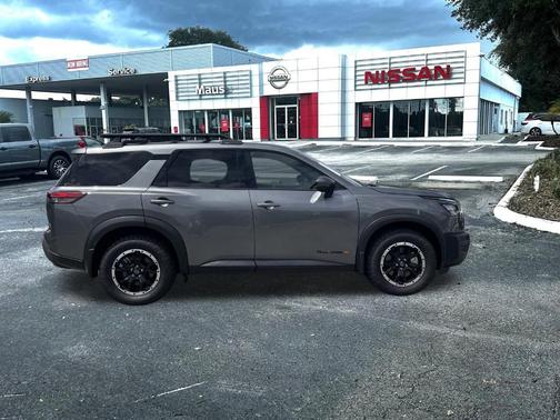 2025 Nissan Pathfinder Rock Creek