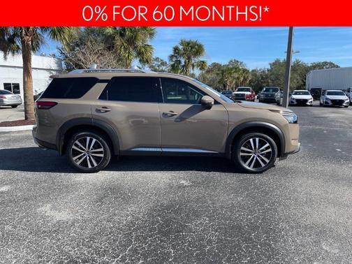 2025 Nissan Pathfinder Platinum