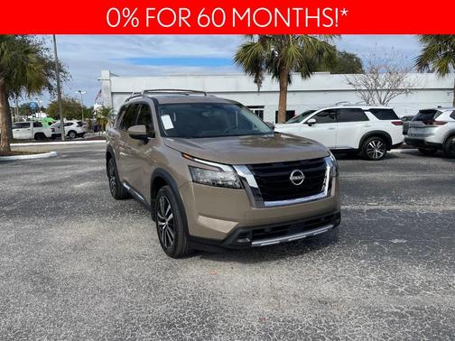 2025 Nissan Pathfinder Platinum