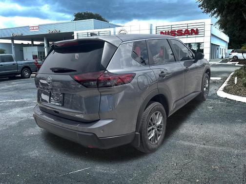 2025 Nissan Rogue S