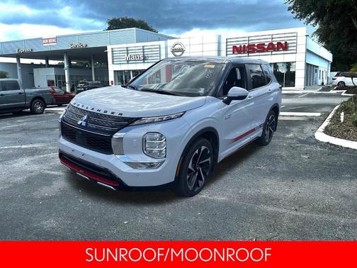 2024 Mitsubishi Outlander PHEV SE