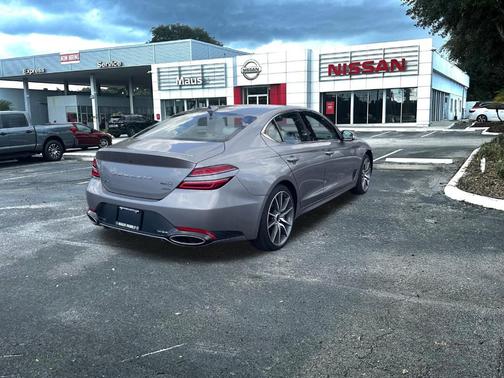 2024 Genesis G70 2.5T