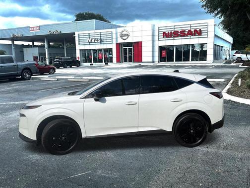 2025 Nissan Murano SV