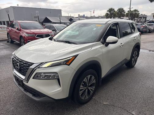 2022 Nissan Rogue SV