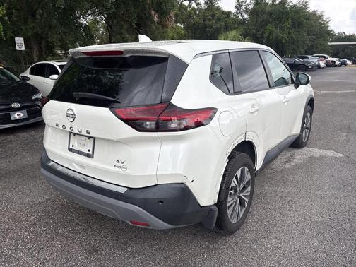2022 Nissan Rogue SV