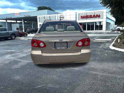 2005 Toyota Corolla LE