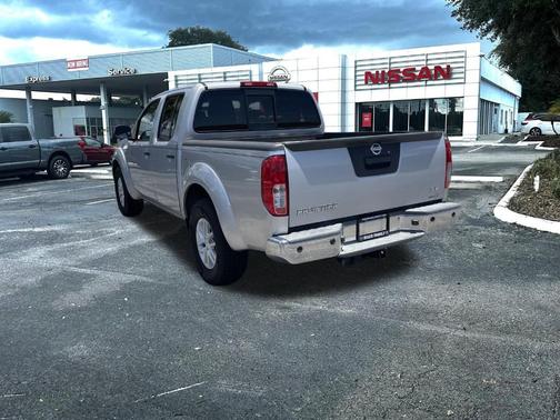 2015 Nissan Frontier SV