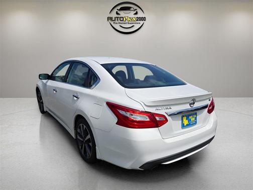 2016 Nissan Altima 2.5 SR