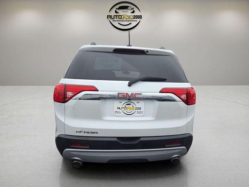 2019 GMC Acadia SLE-2