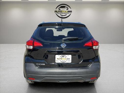 2018 Nissan Kicks S