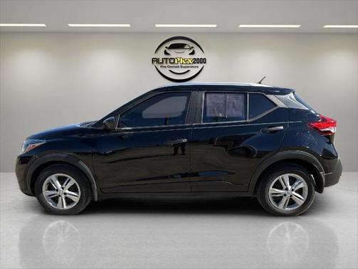 2018 Nissan Kicks S
