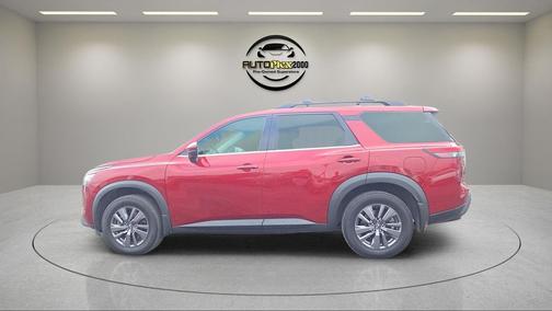 2022 Nissan Pathfinder SV 2WD