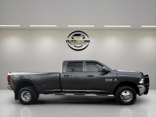 2018 RAM 3500 Tradesman Crew Cab 4x4 8' Box