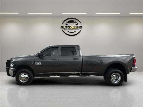 2018 RAM 3500 Tradesman Crew Cab 4x4 8' Box