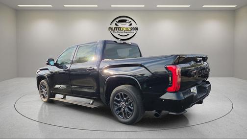 2022 Toyota Tundra Hybrid Platinum