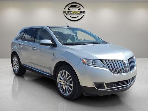 2013 Lincoln MKX Base