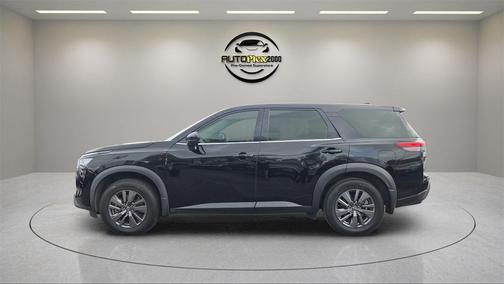 2022 Nissan Pathfinder S 2WD
