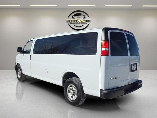2023 Chevrolet Express 3500 RWD 3500 Extended Wheelbase LS